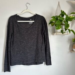 SO Dark Gray Women's Scoop Neck Sweater size extra small XS winter trending